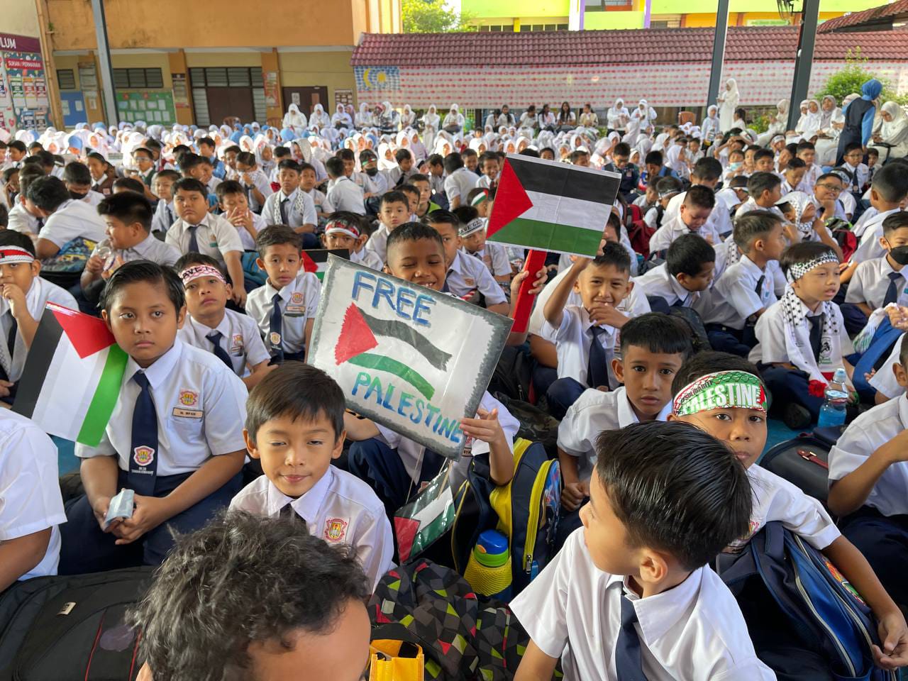 Palestine Solidarity in School Nurture the Children’s Way of Thinking